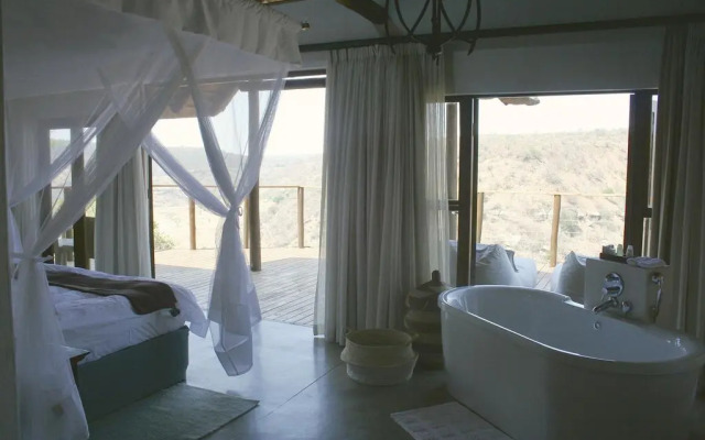 Esiweni Luxury Safari Lodge