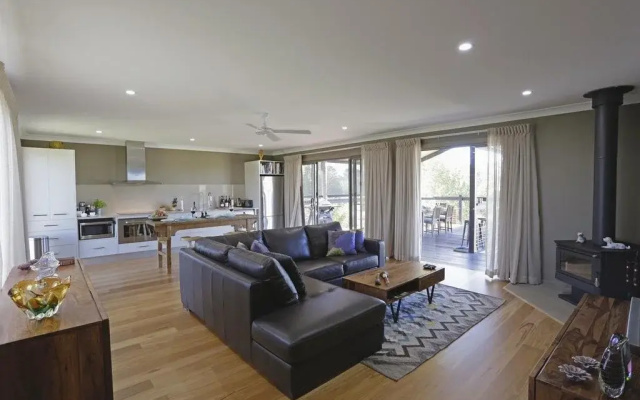 Lilies Luxury Retreats