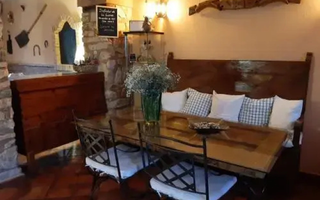 Casa Rural Tres Palacios
