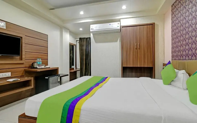 Johri Regency
