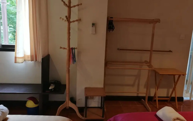 Frontier Homestel