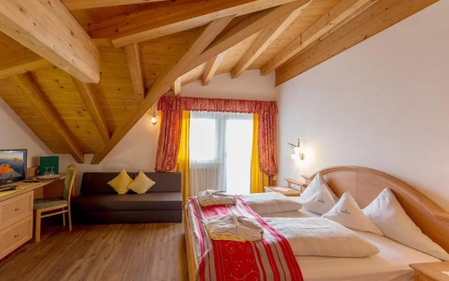 Hotel Kristall