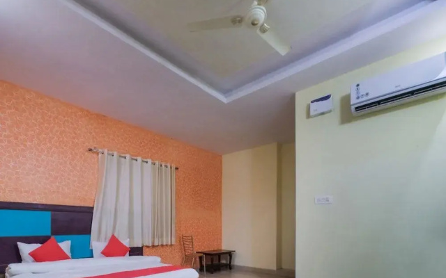 OYO 24575 Hotel Prabhu Villas