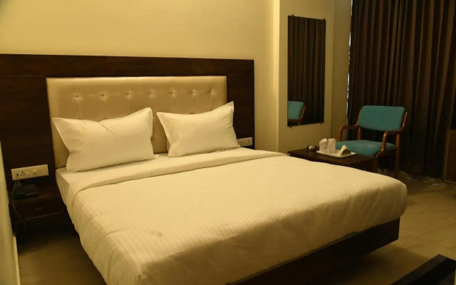 Advaitha Residency (Unmarried Couples not allowed)