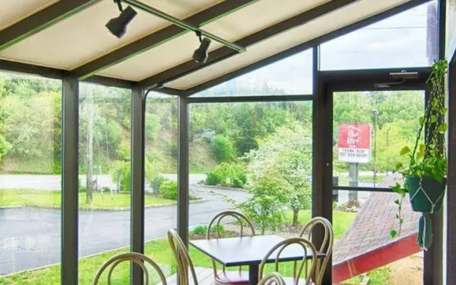 avid hotel Staunton by IHG