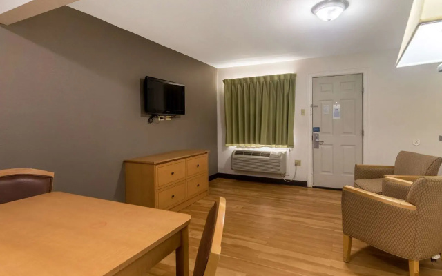 Blue Bonnet Suites Extended Stay Lubbock, Texas