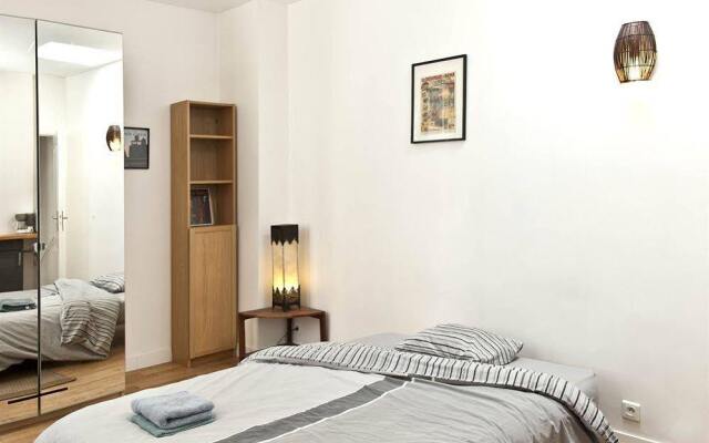 Отель BP Apartments - Authentic Moulin Rouge Франция, Париж - отзывы, цены и фото номеров - забронировать отель BP Apartments - Authentic Moulin Rouge онлайн комната для гостей