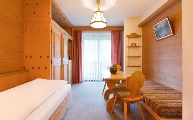 Hotel Alpenhof