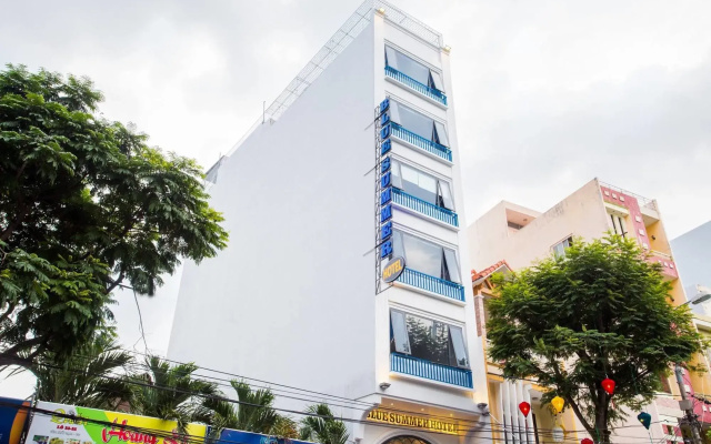 Blue Summer Hotel