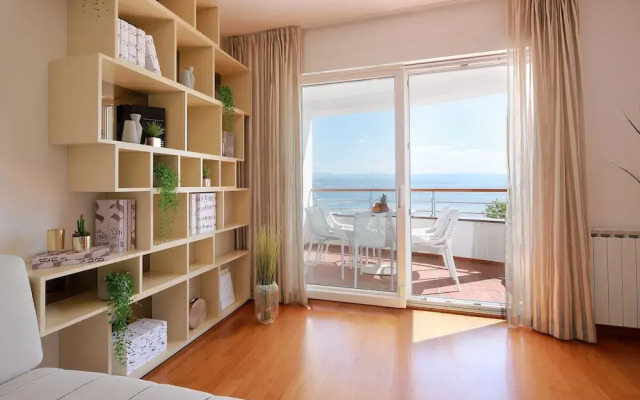 New Luxury Apartments