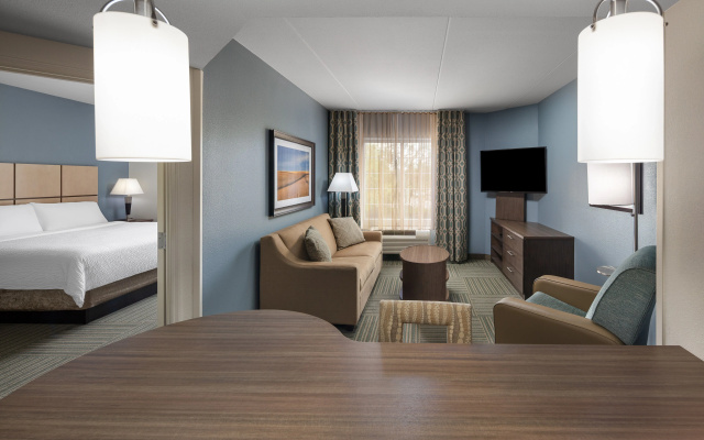 Candlewood Suites Omaha Airport by IHG