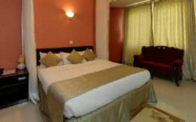 Royal City Hotel Dubai Complex