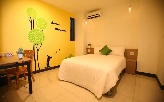 Xinyi Hotel