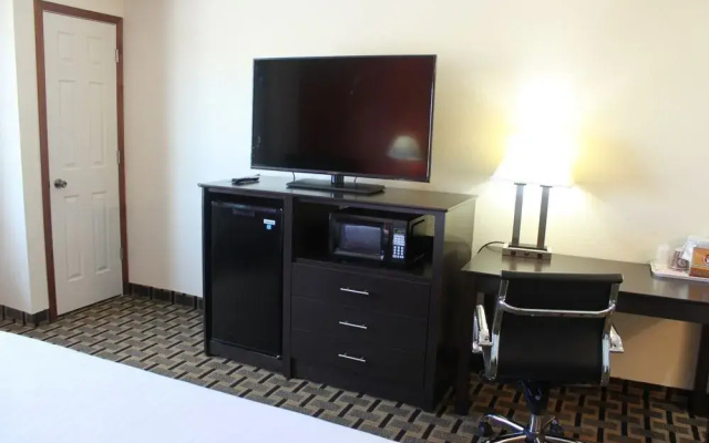 Americinn West Burlington