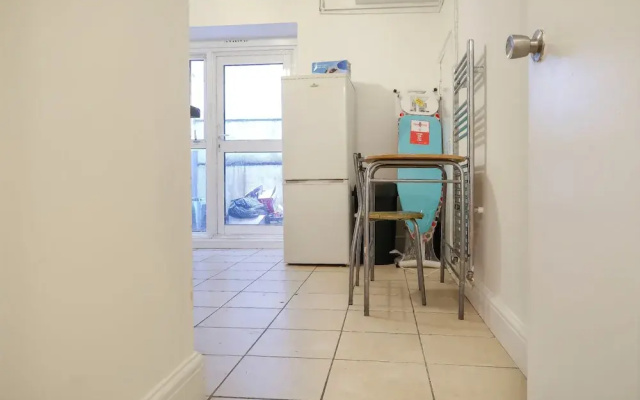 Sidney Street - Deluxe Double Room