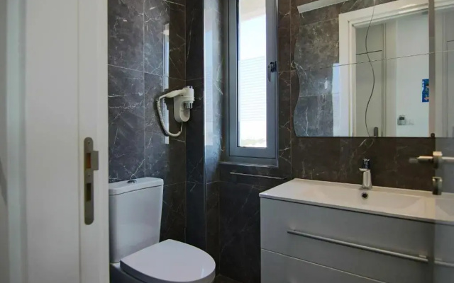 Phaedrus Living Luxury Suite Nicosia 510