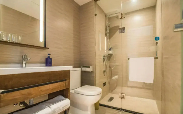 HanTing Hotel (Shanghai Jiuting Street)