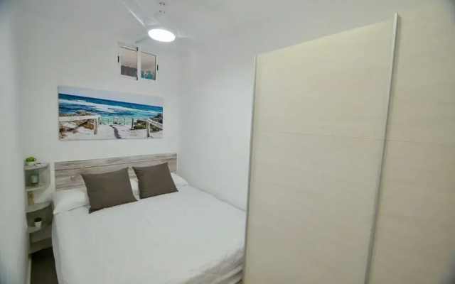 52 Luxury Pool - AC/WIFI