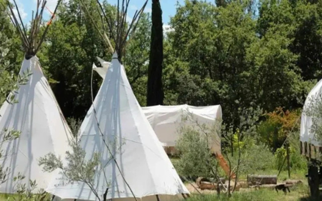 Tipis des Oliviers