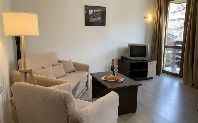 Cozy Apartment in Bansko, all you Need for Skicycling Holiday