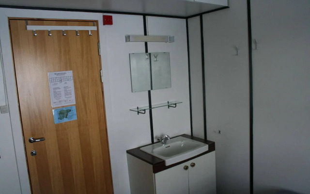Gjestehuset 102 - your home away from home!