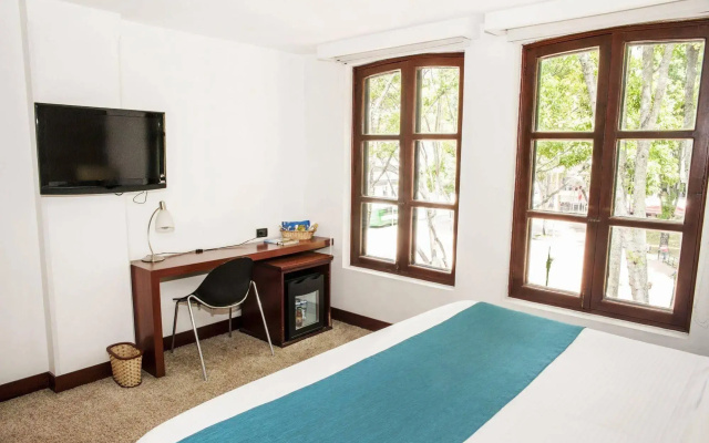 Hotel Virrey Park