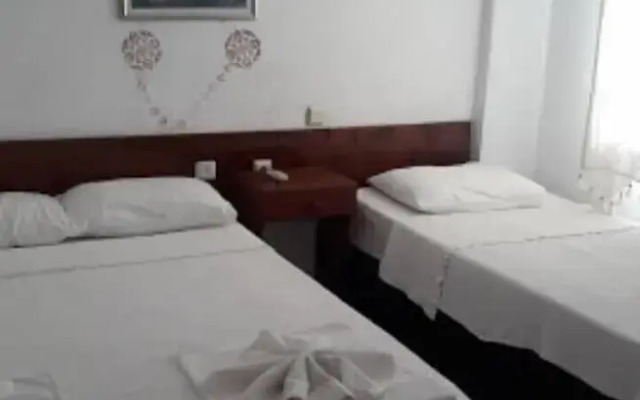 Golden Gate Boutique Hotel