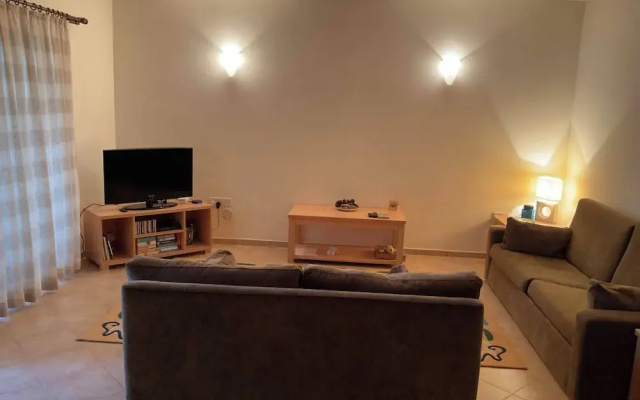 Fabulous 2 Bed Apartment in Safakoy Cyprus