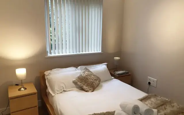 Birminghams Hidden Gem Emerald Apartment, Sleeps 4