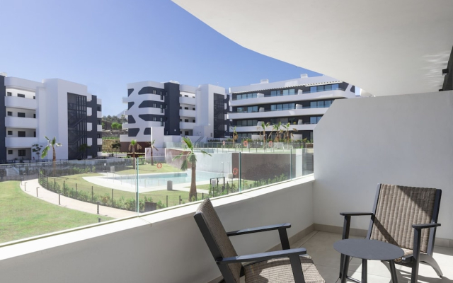 Luxury Apartment With Terrace in Higueron