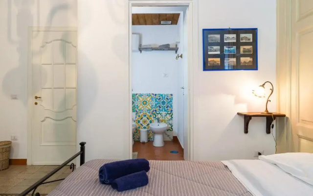 Don Pedro Rooms Vicerè di Toledo in the city center