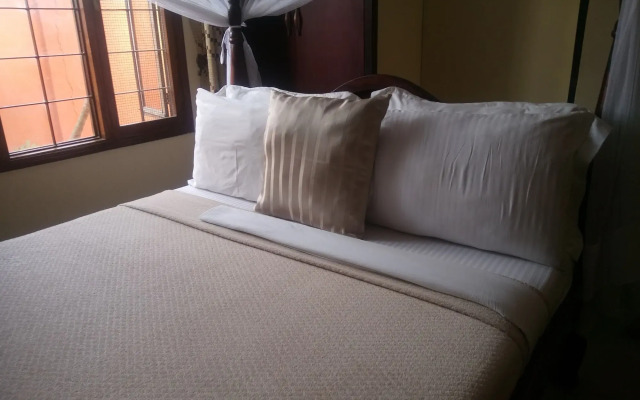 Transit Airport Bed & Breakfast