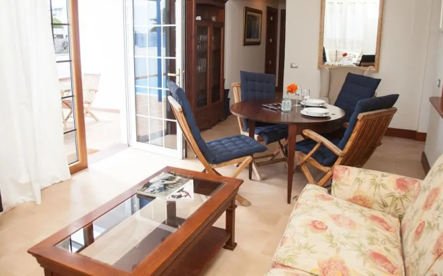 Villa Naos