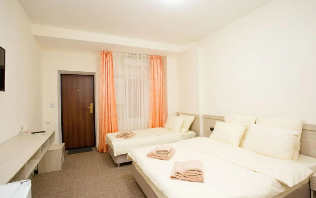 Citrus Hotel
