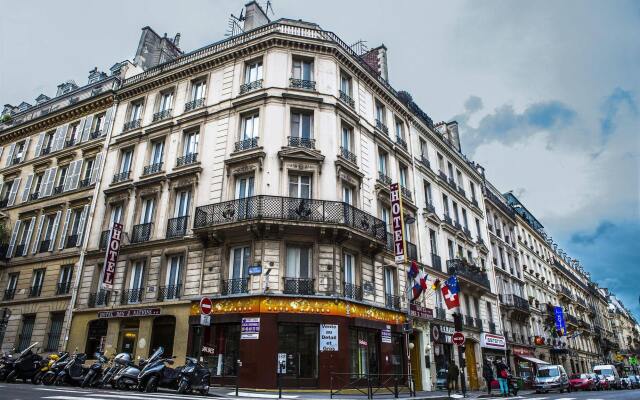 Hotel Des 3 Nations вид на фасад