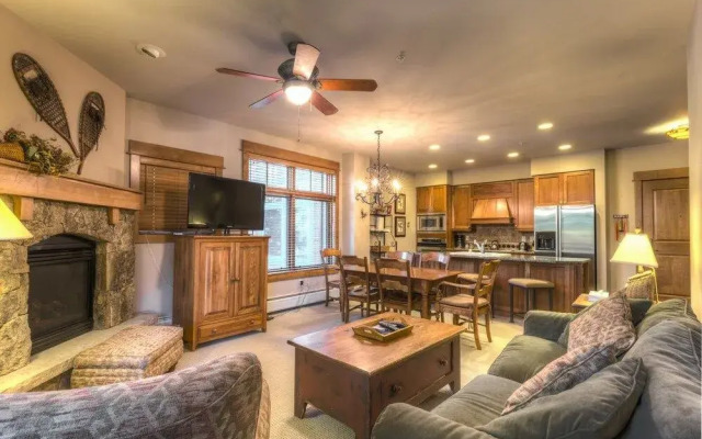 Lone Eagle #3015 - 2 Br Condo