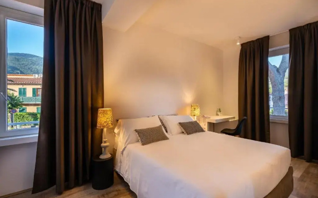 Marina Garden Hotel