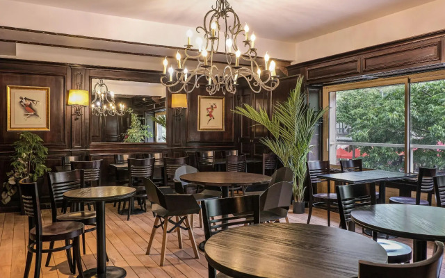 Hotel London