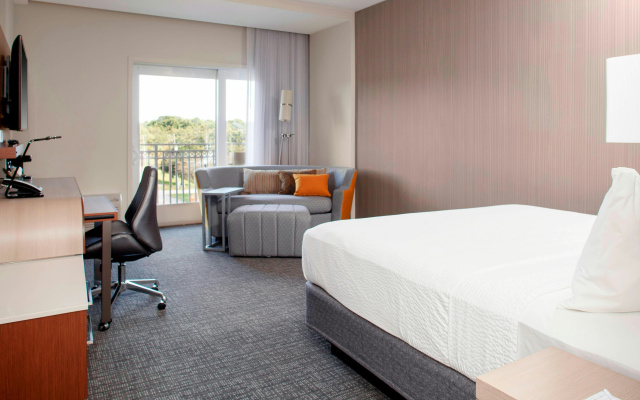 Courtyard by Marriott DeLand Historic Downtown