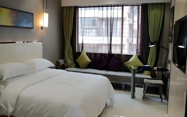 Lori Star Hotel