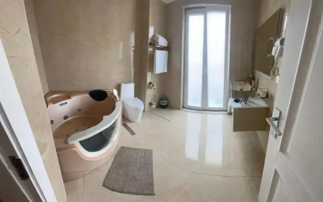 Brais Hotel