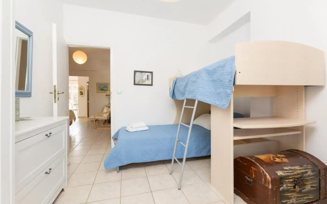 Anna Apartment