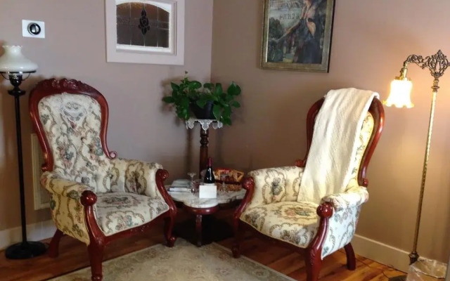 The Brownstone Inn