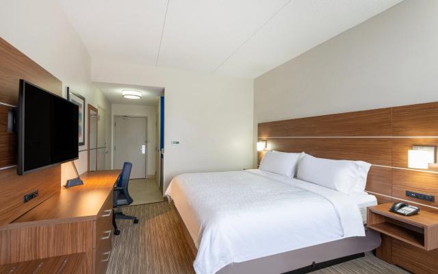 Holiday Inn Express Vermilion by IHG
