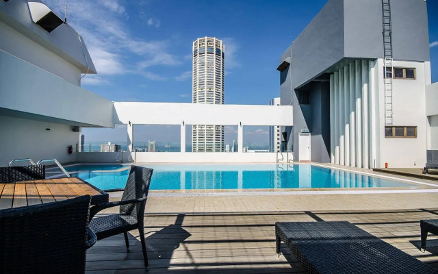 Pool · George Town — photo 17
