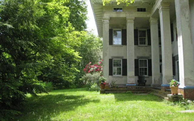 Higganum House B&B