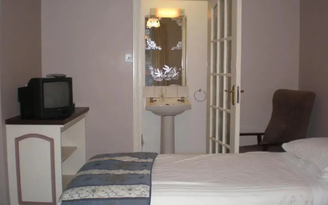 Ilenroy House B&B