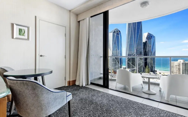 Gold Tower Private 17th Level Suite with Ocean Views
