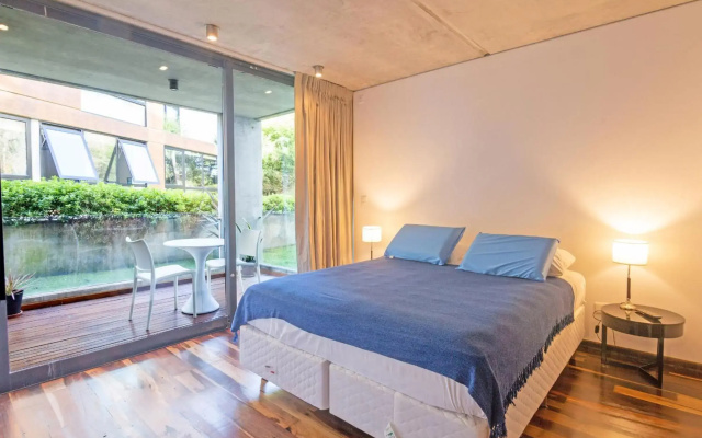 Oceana Suites Be House