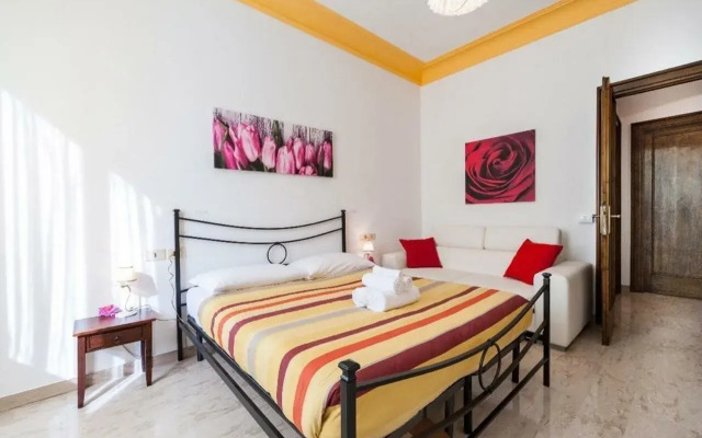 Holidays Apartment Colosseo